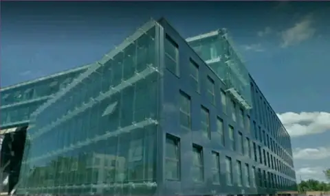 Вид на здание, где расположен головной офис online обменника БТЦБИТ